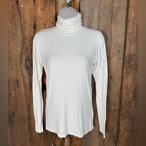 Neiman Marcus Off White long sleeve turtleneck- size 2